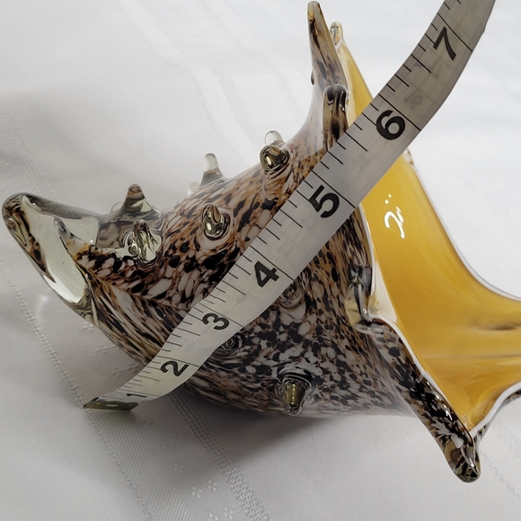 Blown Art Glass Seashell - Picture 8 of 15